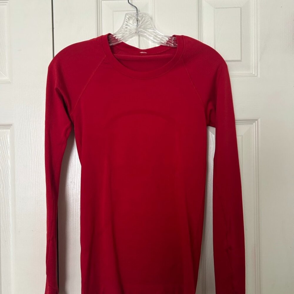 Lululemon Swiftly Tech Long-Sleeve Shirt 2.0 Hip Length